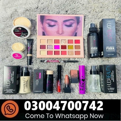 12 Items Makeup Deal In Pakistan